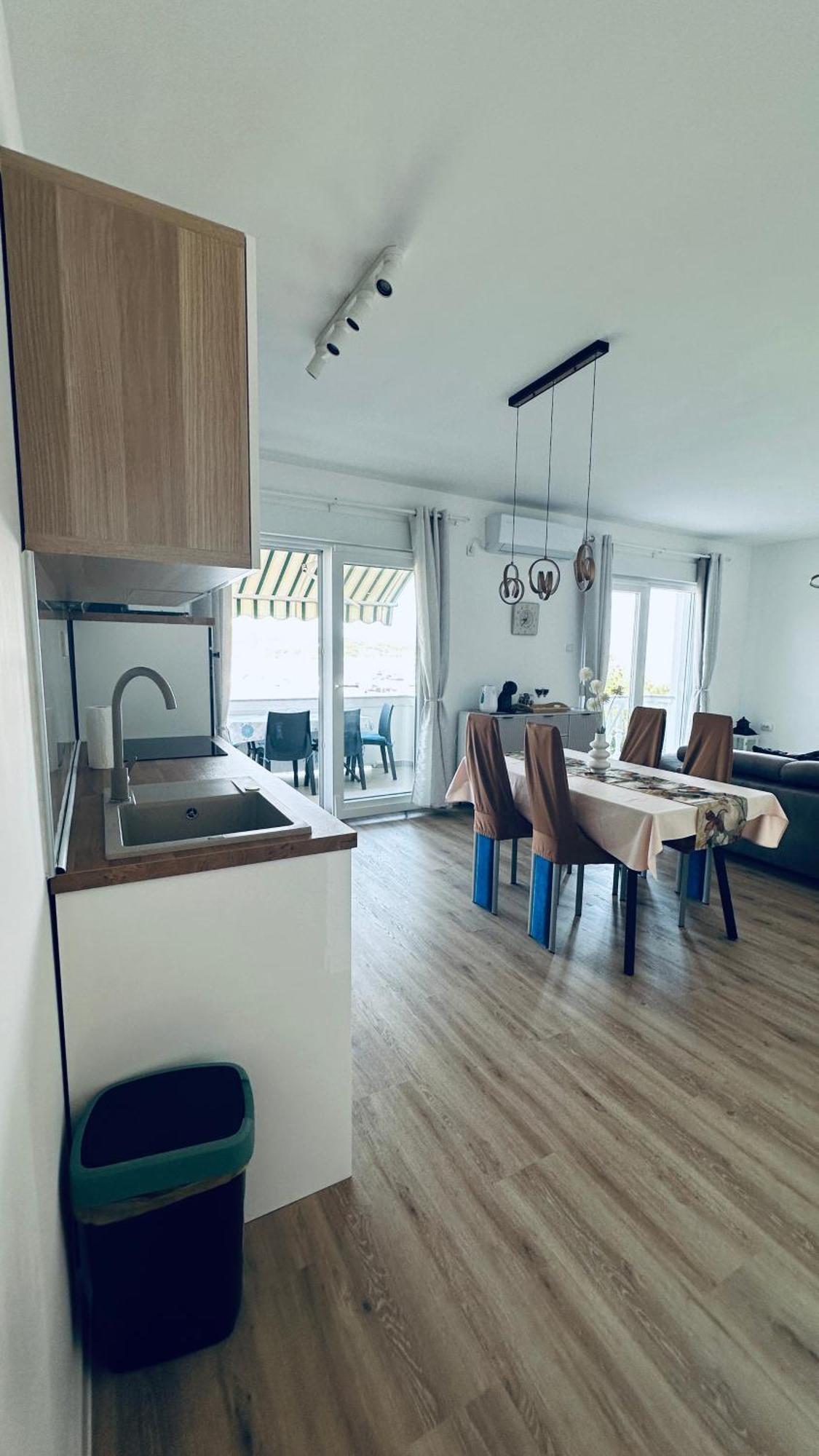 Apartments Anica Supetarska Draga Eksteriør bilde